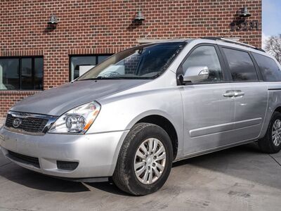 2012 Kia Sedona LX