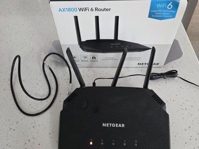 Router- NETGEAR WiFi 6 AX1800