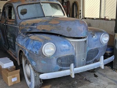 1941 Ford 2dr business coupe