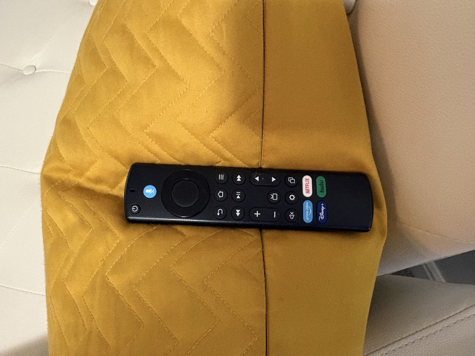 Insignia television remote for smart TV
