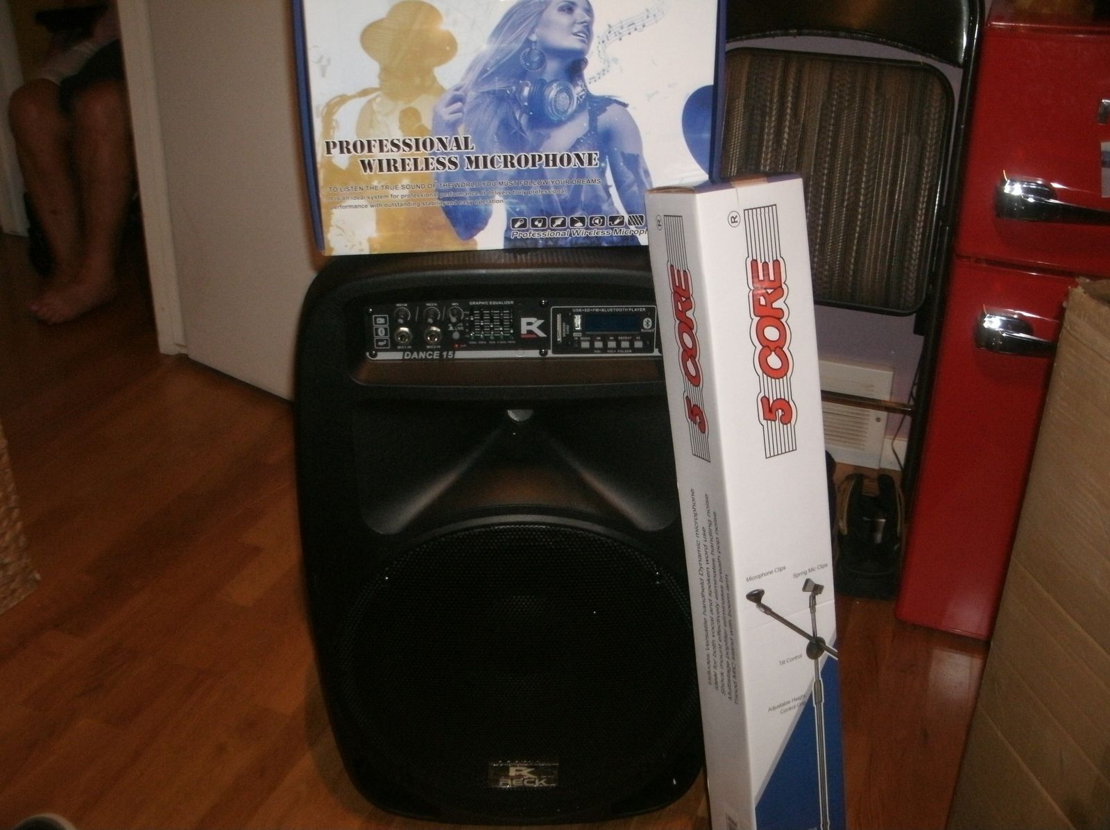 Pro Speaker Wireless Microphones