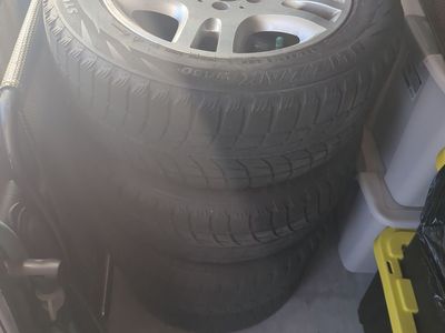 Mercedes-Benz E320 Winter Wheel & Rim Tire Set