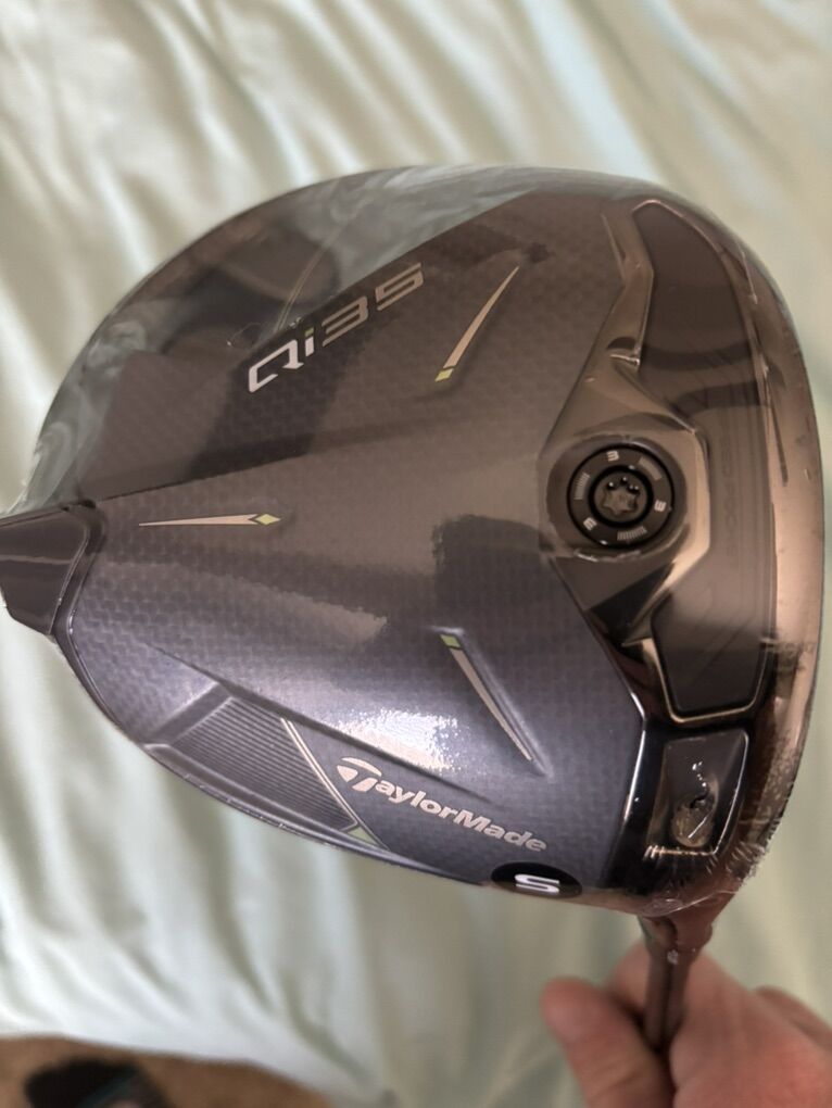 Taylormade Qi35 9 Degree Brand New Stiff