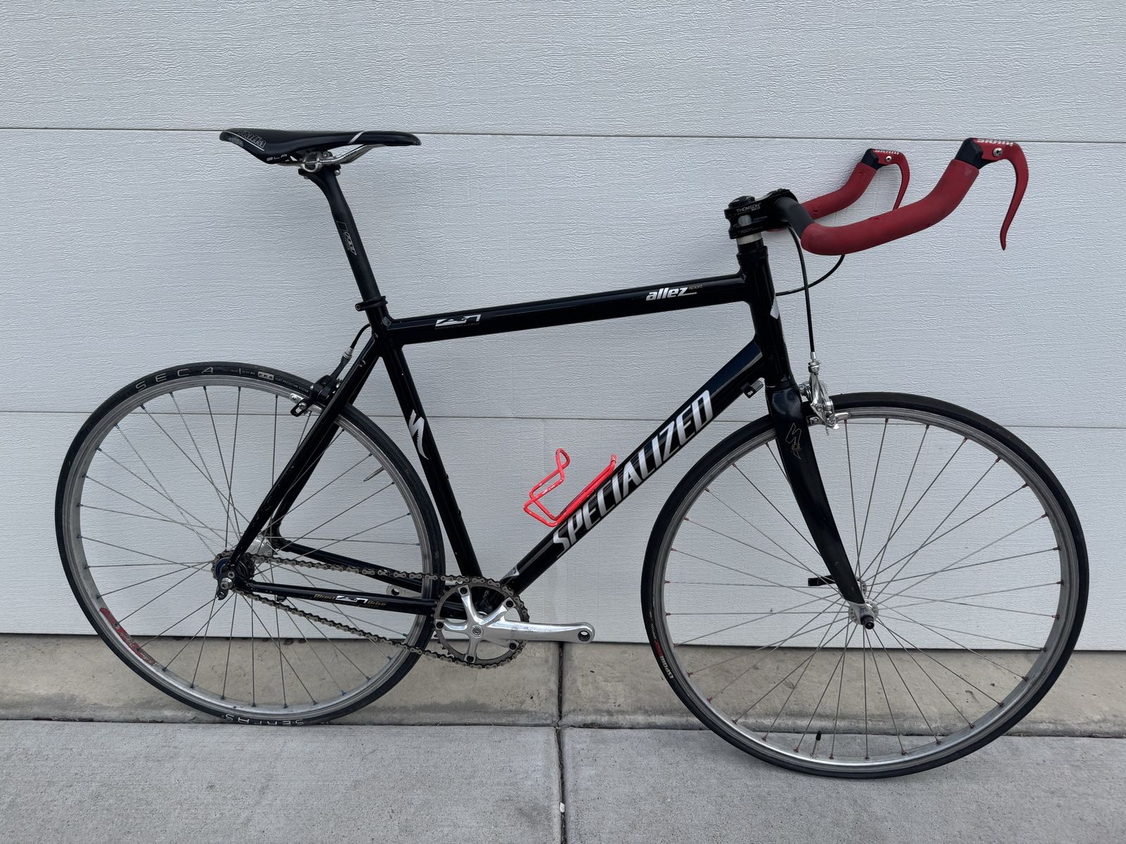 Specialized Allez Fixed Gear/Singlespeed Road Bike 56cm (medium/large)