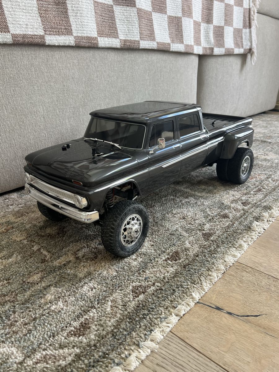 CEN Racing Sicario 1/10 4WD Custom Dually RC Truck DL-Series