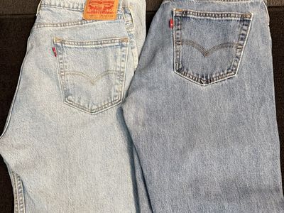 2 Pairs Vintage Levi's 505 Regular Fit Jeans Men's W35 L32 Light Wash Denim