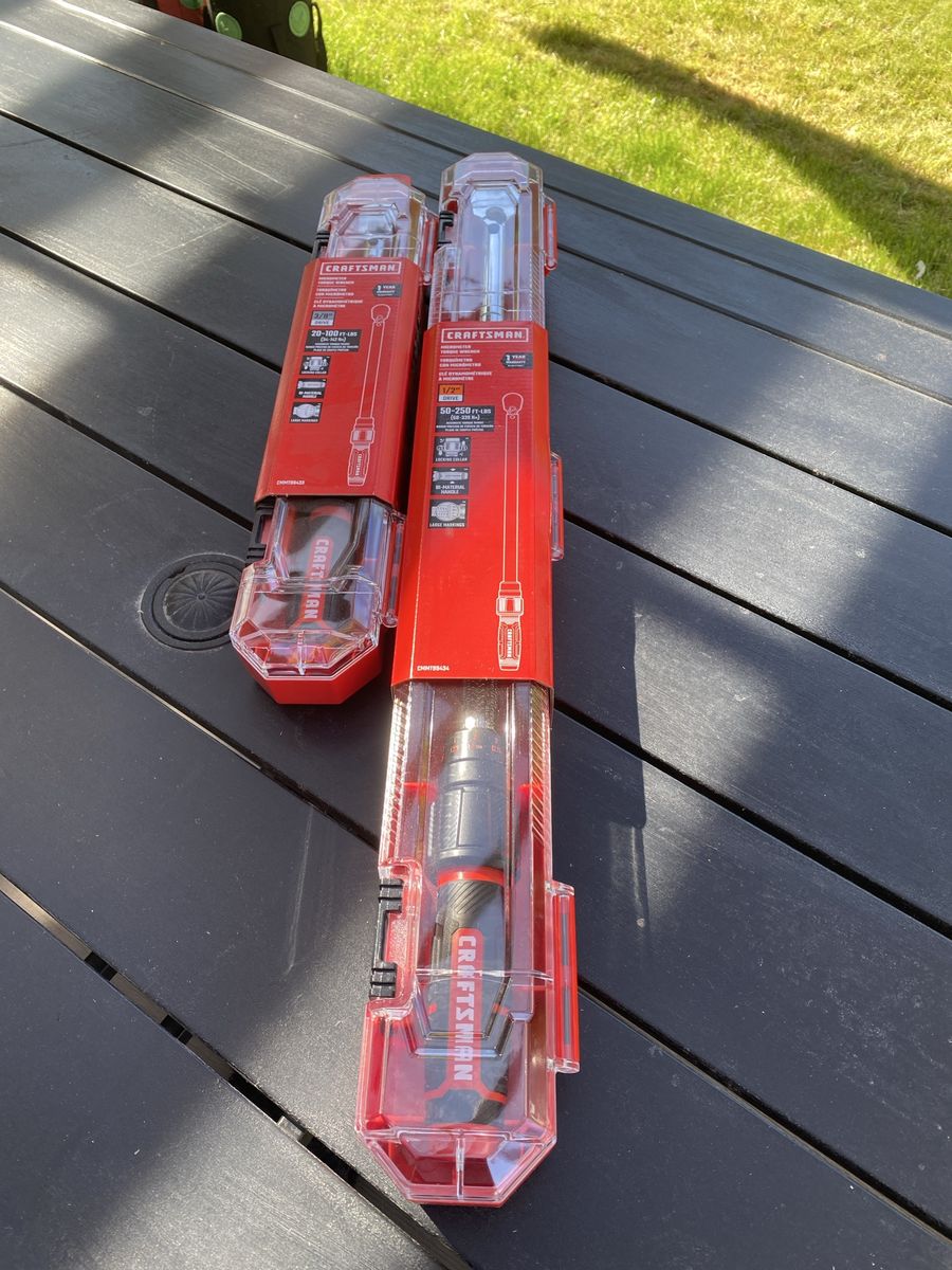 Craftsman CMMT99433 & CMMT99434 Micrometer Torque Wrenches - 3/8" & 1/2" Drive Set