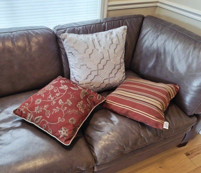 3 Pillows