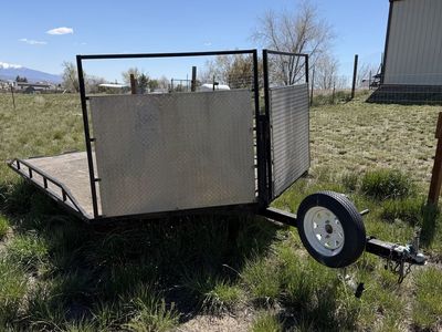 Snowmobile trailer