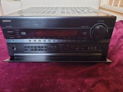 Onkyo TX-NR 1008 a/v receiver 9.2 1080p 135 watts PerChannel & Remote