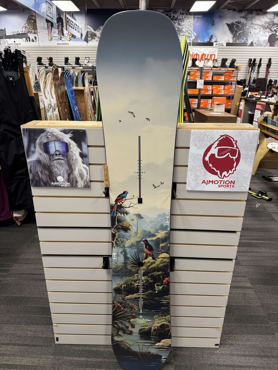 Burton Custom Flying V 162cm Wide Snowboard - Lightly Used (2026)