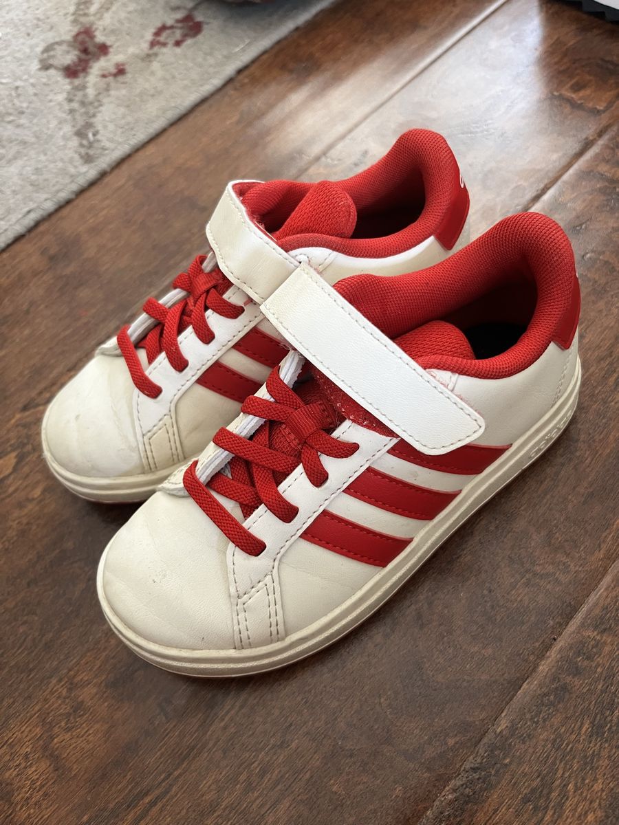 Adidas Kids Grand Court White and Red Low Top Sneakers size 12K