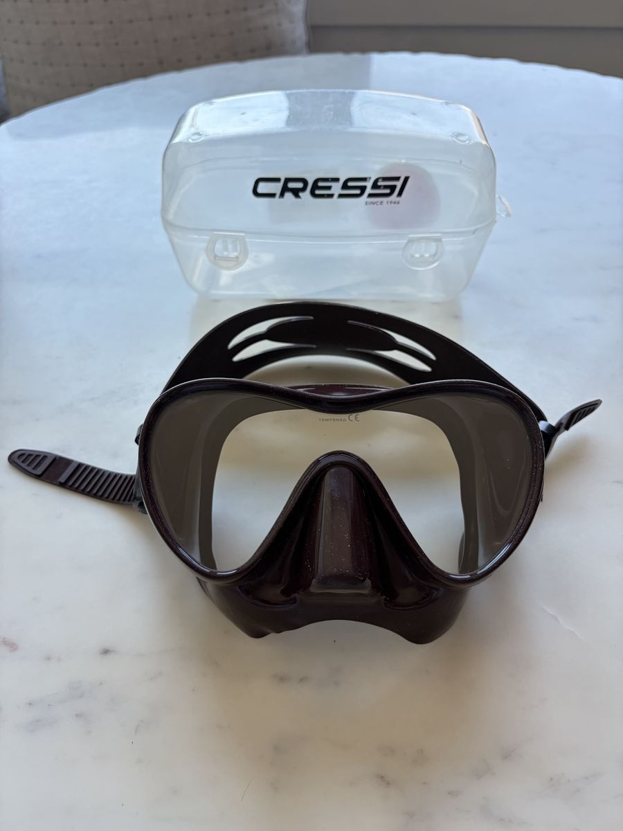 Cressi F1 frameless dive/snorkel mask in brown silicone.