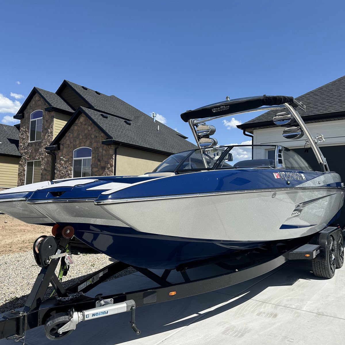 2013 Malibu 24 MXZ Wakesetter - Low Hours - Surf