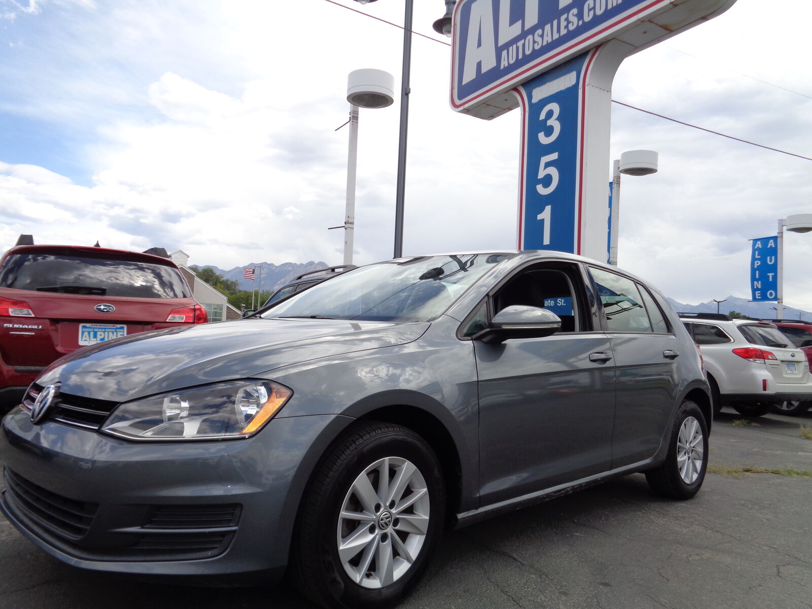 2017 VOLKSWAGEN GOLF 1.8T S