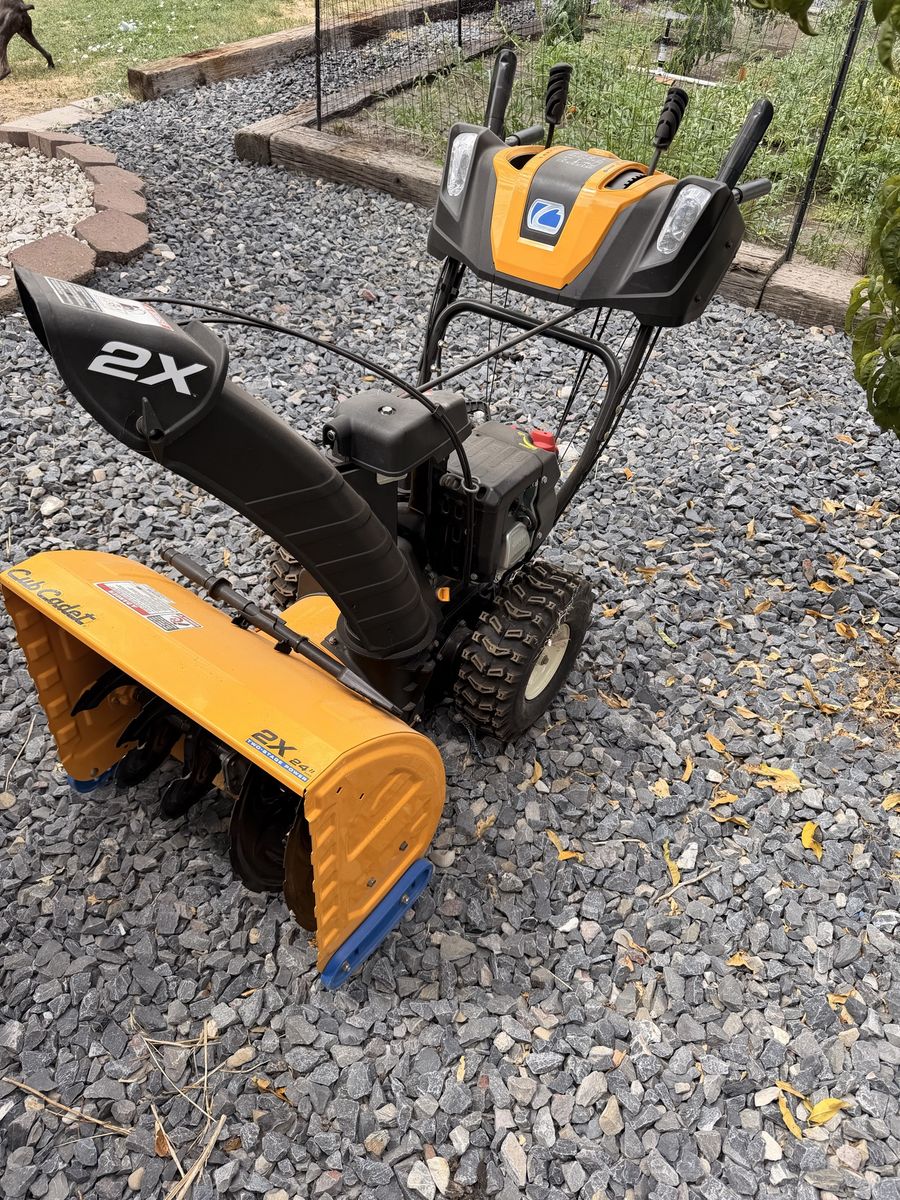Cub Cadet 2X 24" Two-Stage Snow Blower