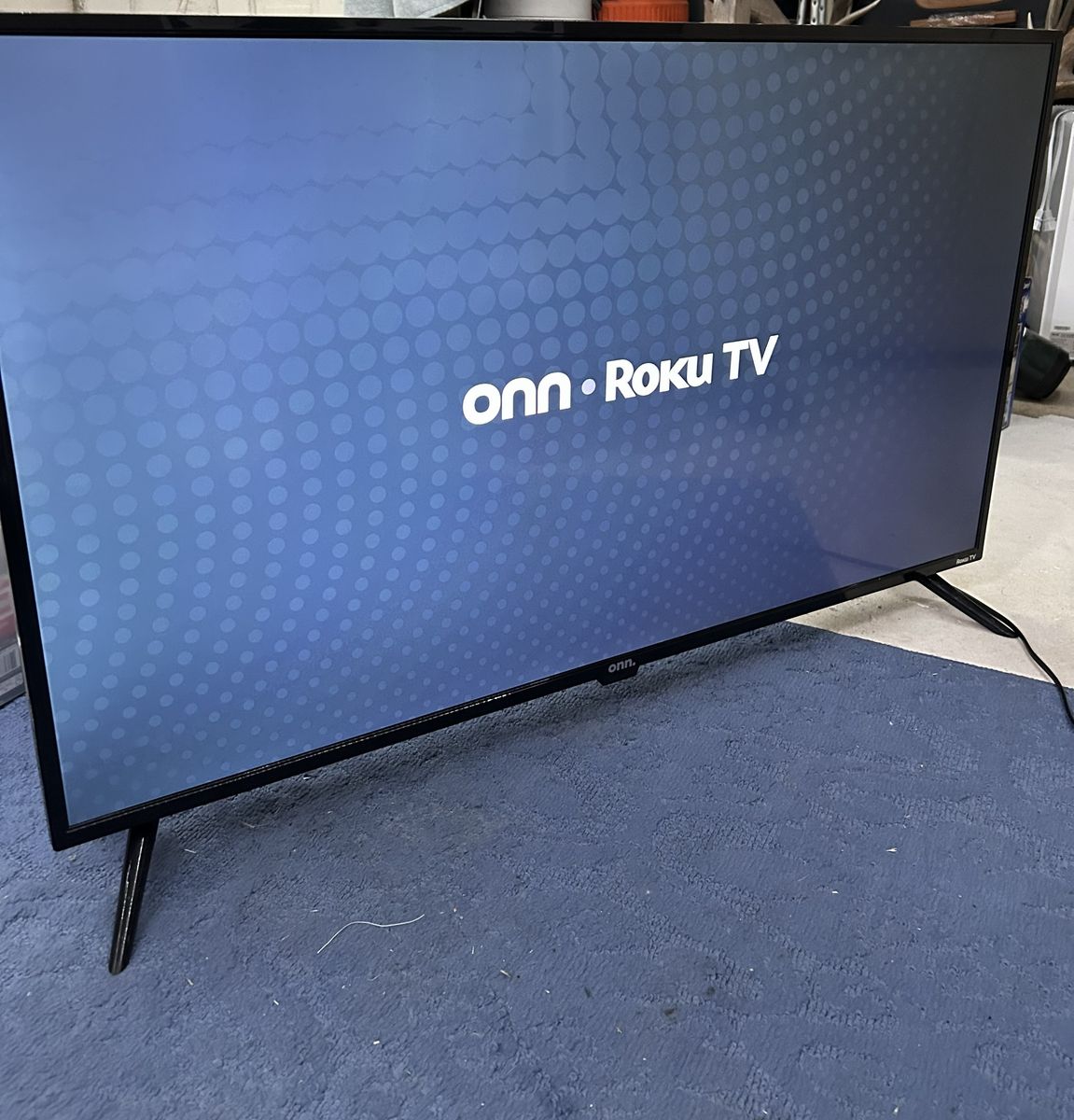 43" Onn Roku Smart TV – Works Great