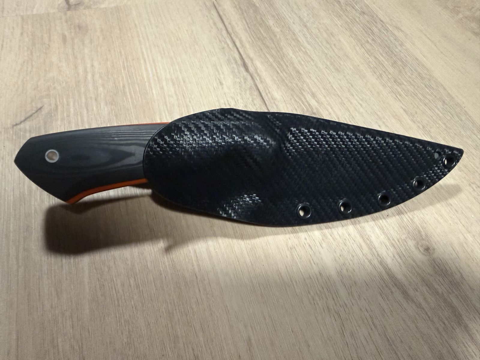 Black Raven custom hunting knife 