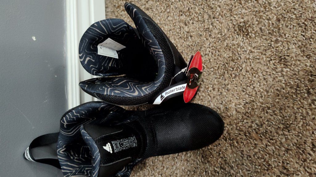 NEW Rollerblade Lightning Liners