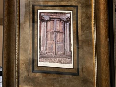 Framed Wall Art "Doors of Cuba I" – Large Decorative Frame