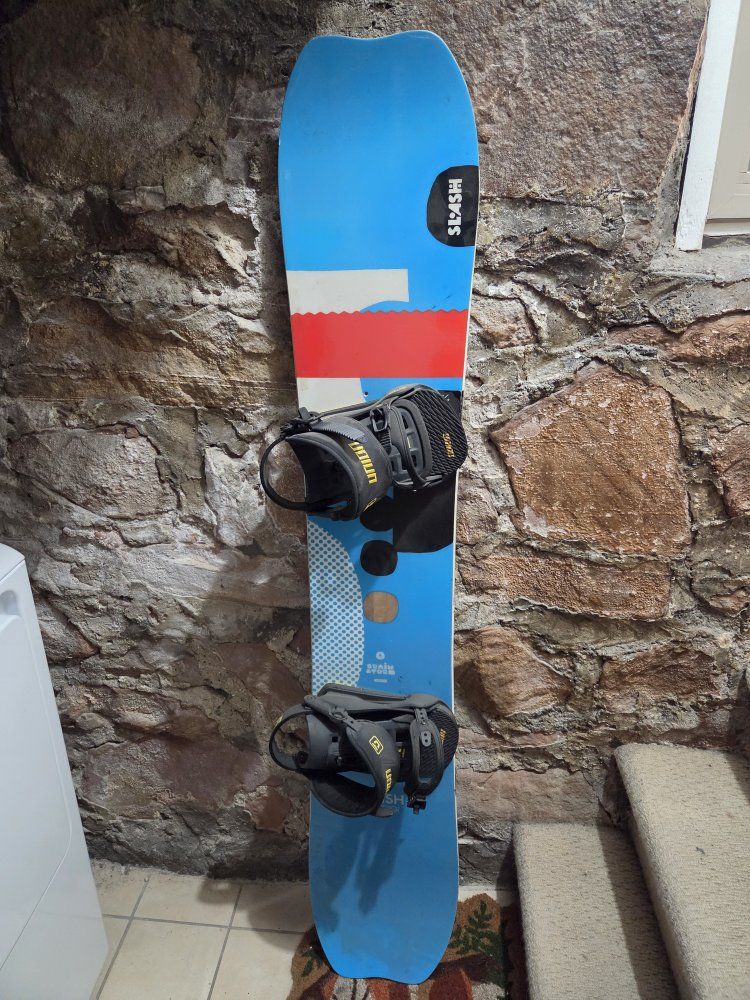 Used Slash By Gigi Ruf Snowboard - Black/Blue, Good Condition
