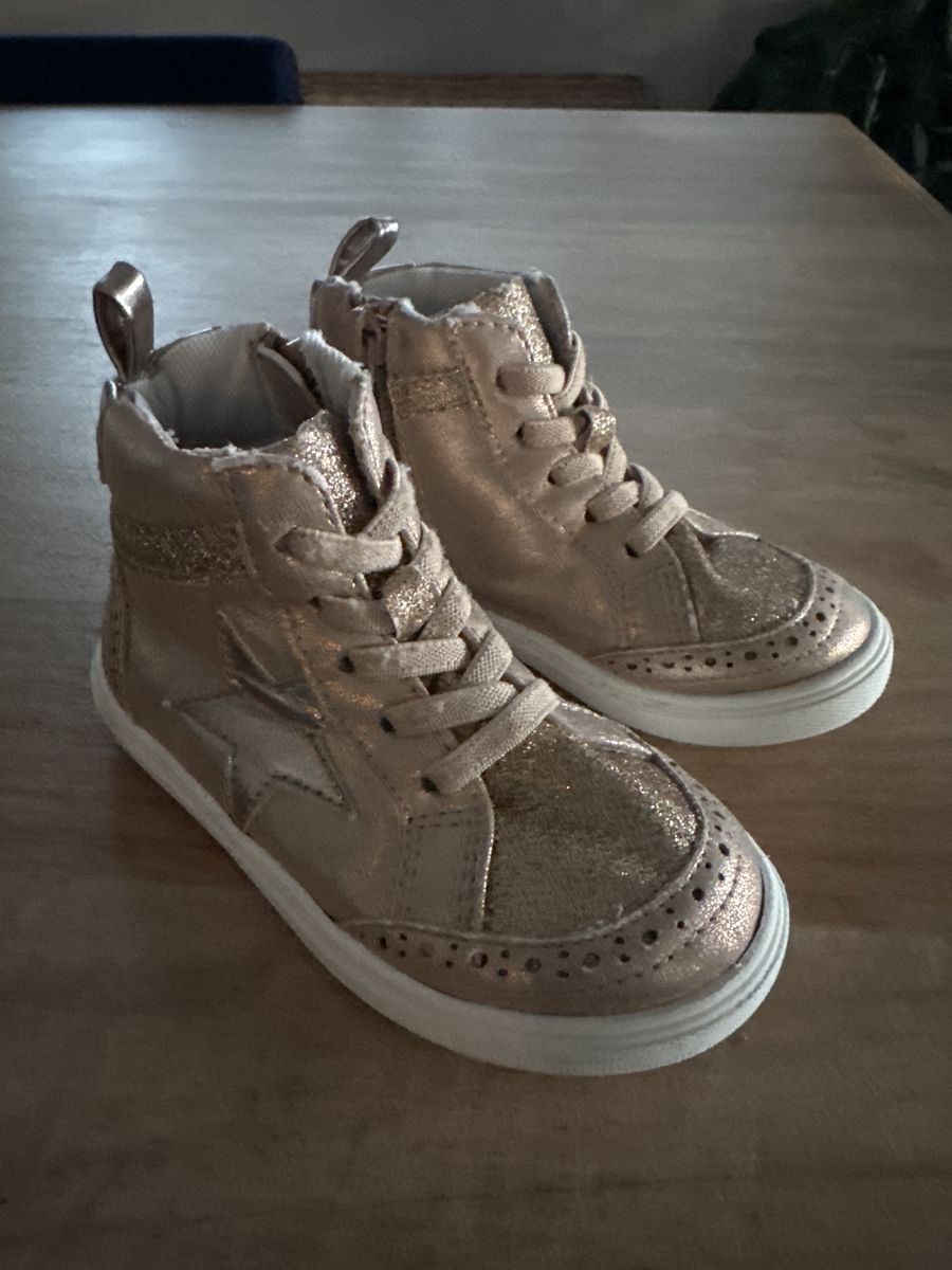Girls rose gold MIA sneakers, size 9