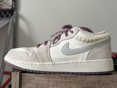 Air Jordan Air Jordan 1 Low GS Sail Violet Dust FQ8094-100 6 Youth