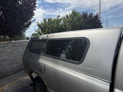 Camper shell in good condition come with keys