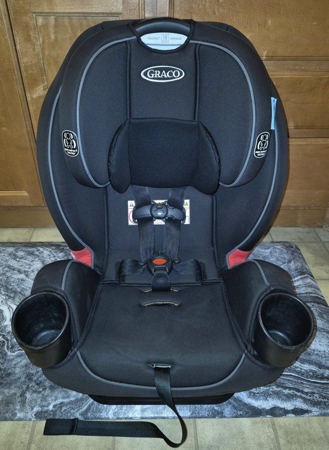 Clean! Graco TrioGrow SnugLock 3-in-1 Car Seat Convertible Adjustable Reclinable 5-100lbs