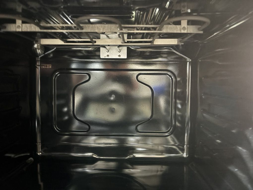 Main image 4