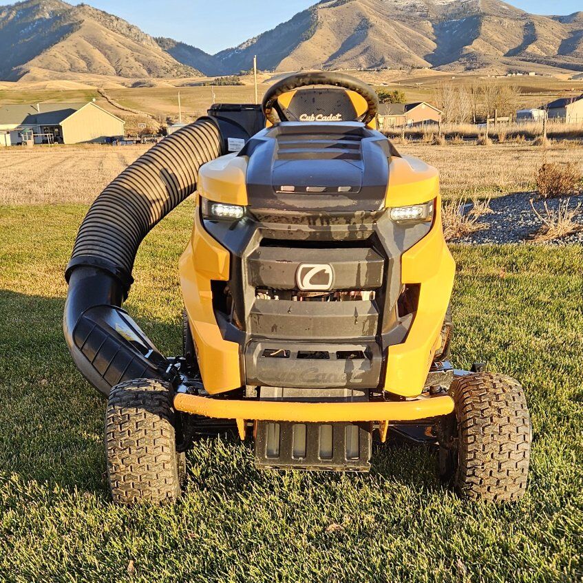 Cub Cadet XT1 LT46 22HP Kohler Motor