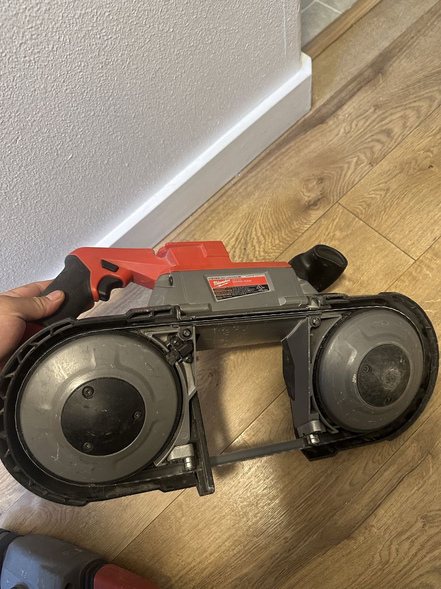 Milwaukee m18 bandsaw