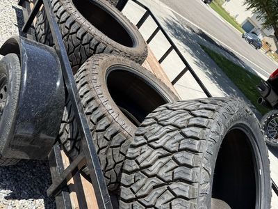37x15.50r24