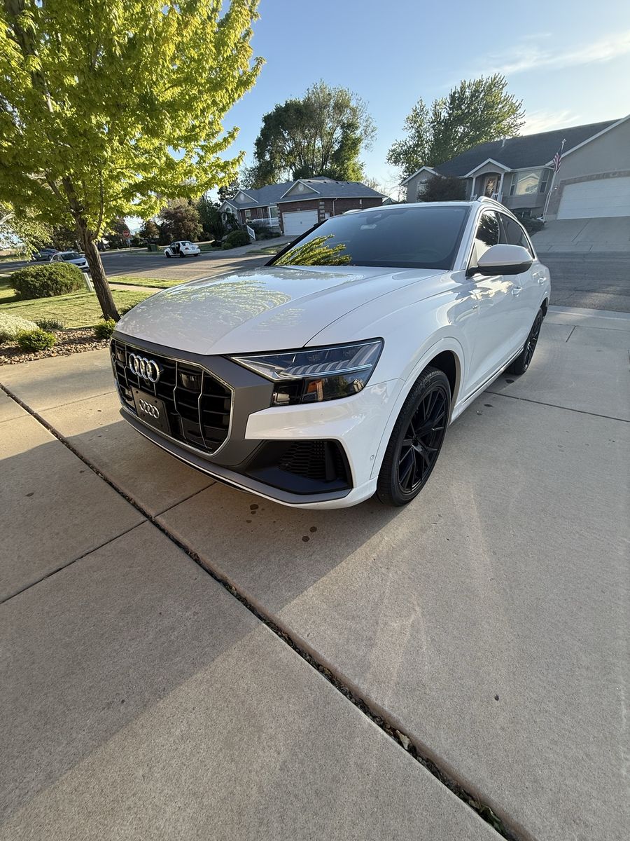 2019 Audi Q8 Prestige