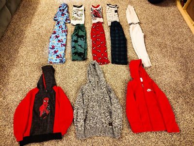 Boy's clothes size 6 - 13 pieces - CASH