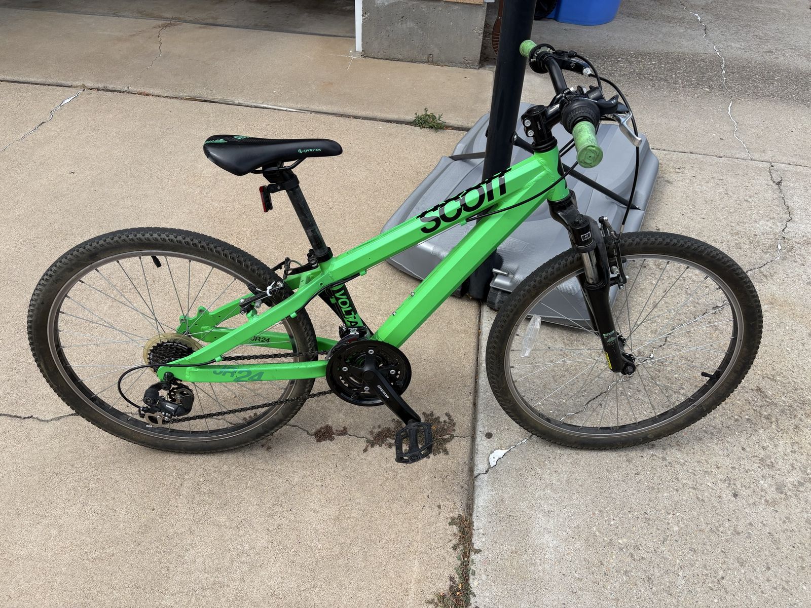 Scott Voltage Jr 24 Kids Mountain Bike - Green, 24-inch Wheels