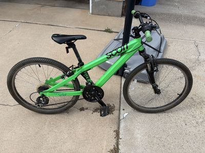 Scott Voltage Jr 24 Kids Mountain Bike - Green, 24-inch Wheels