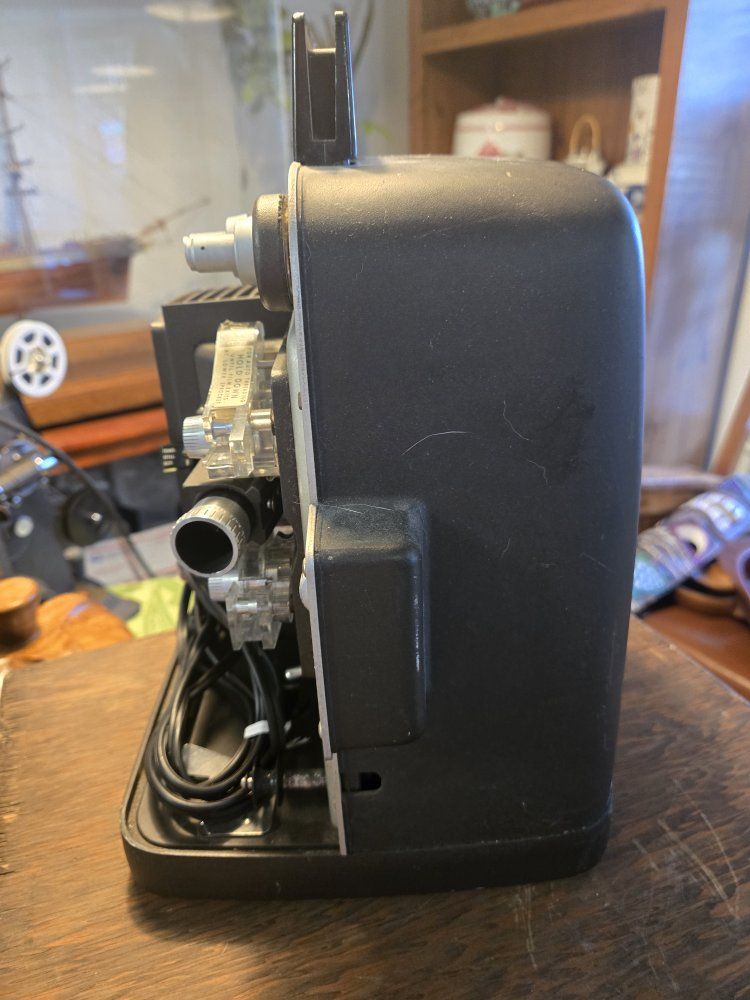 Main image 7