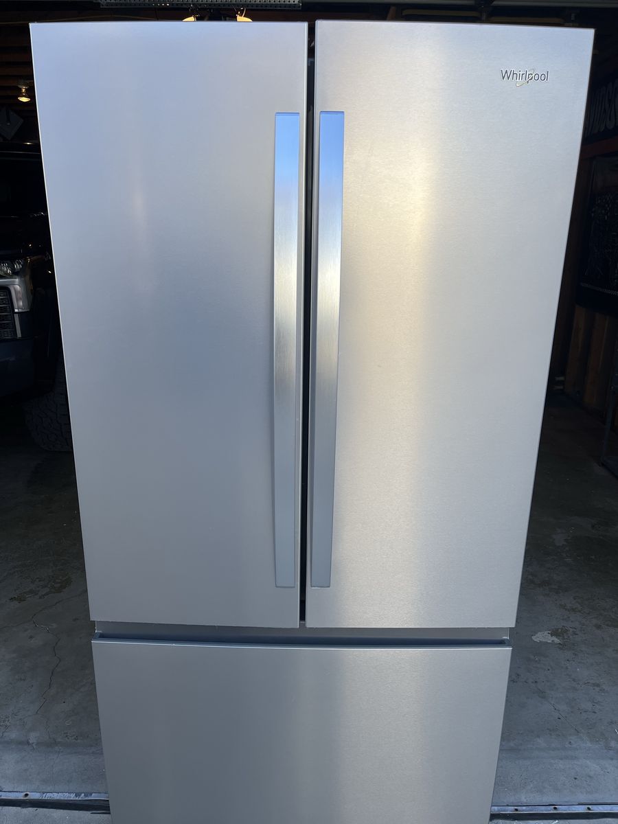 Whirlpool 31 Cu. Ft. French Door Refrigerator Like New W Ice Maker