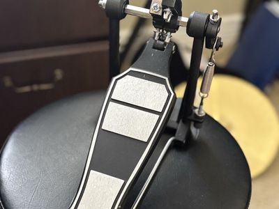 Inexpesive Working Bass Drum Pedal