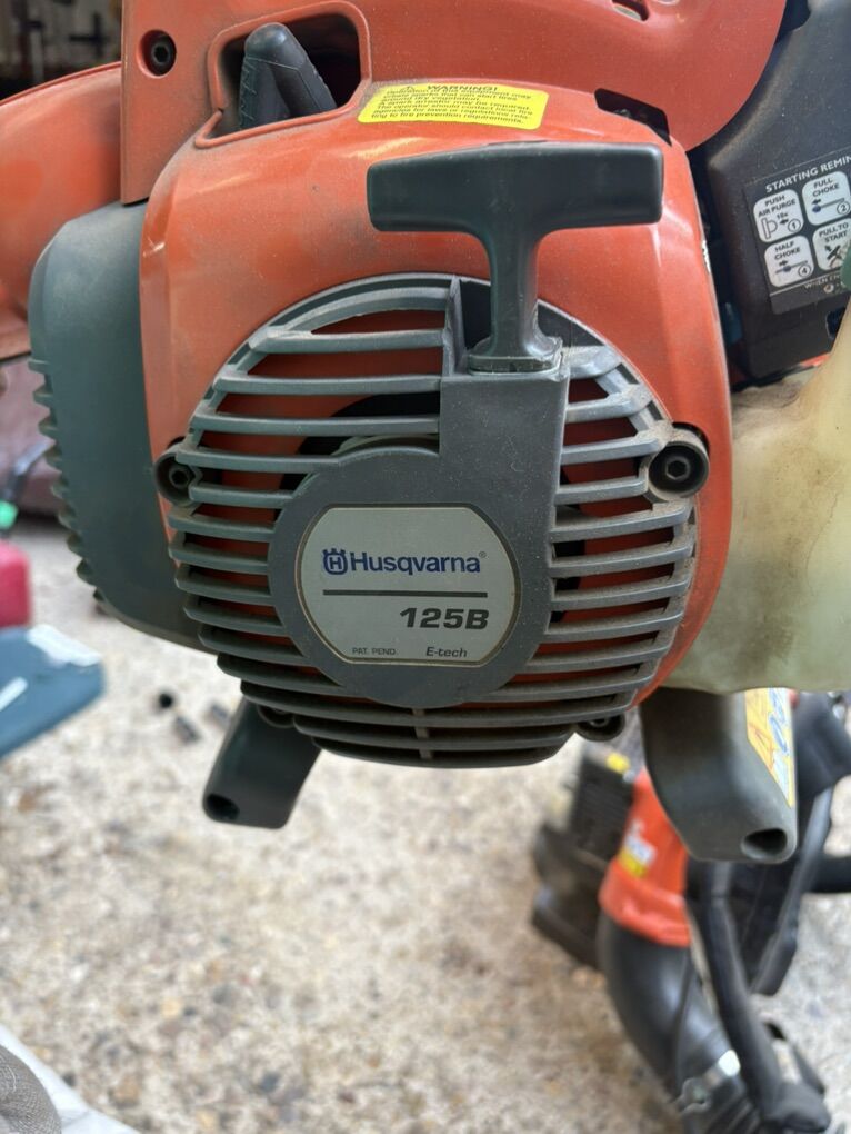 Husqvarna 125b Blower