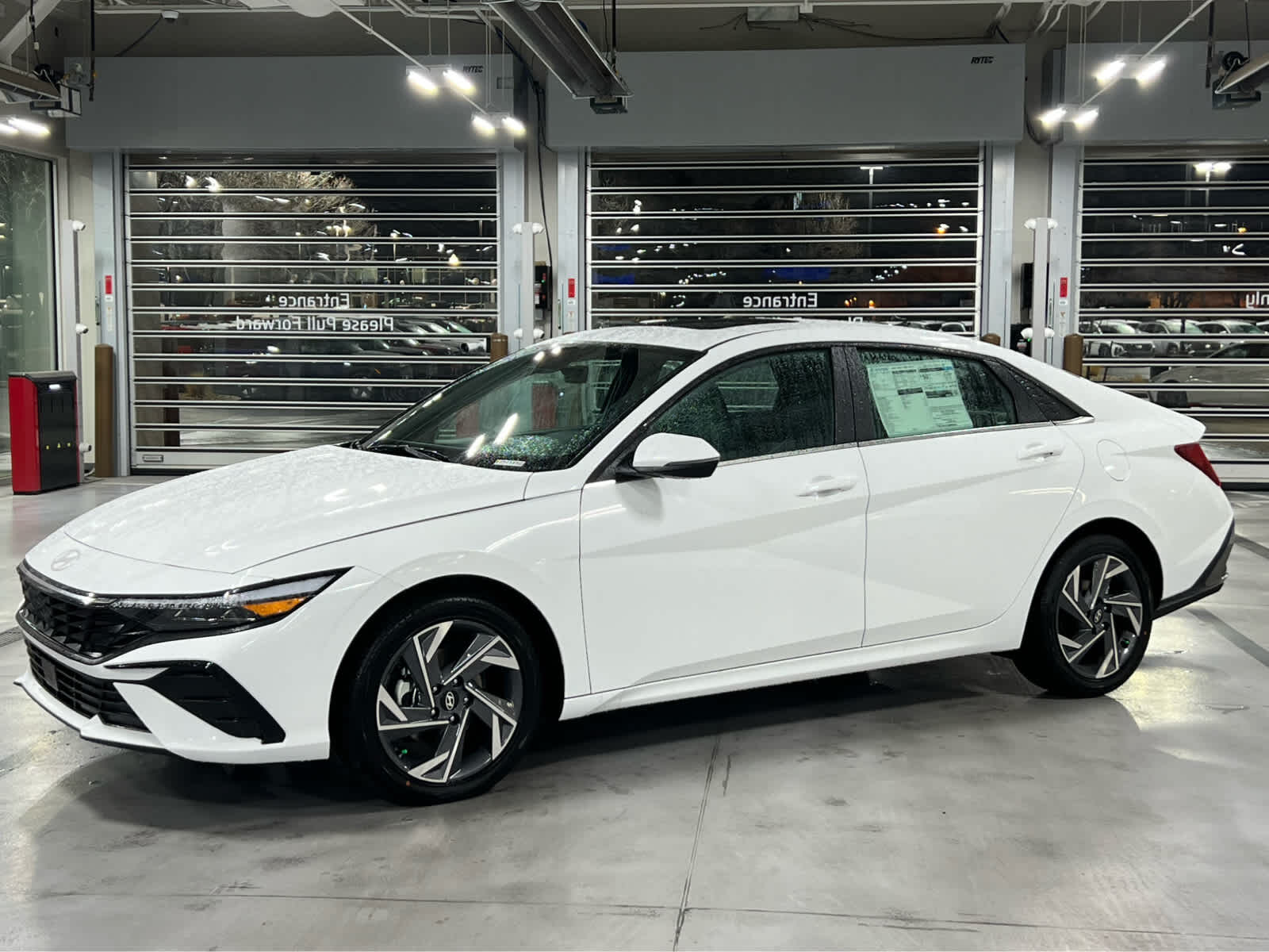 2026 Hyundai Elantra Hybrid Limited