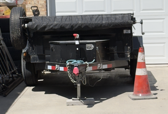 PJ Trailers 10ft Hydraulic Dump Trailer with Tarp and Spare Tire