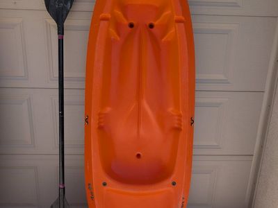 Lifetime Wave Kayak