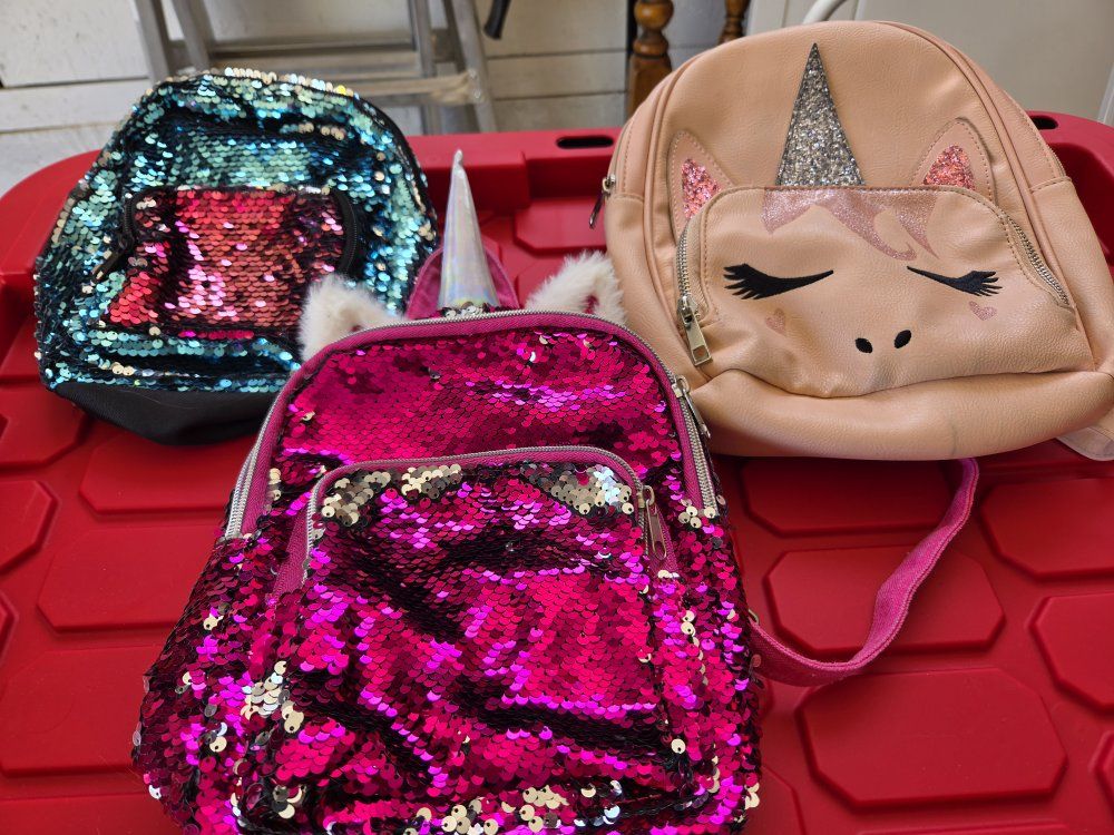 mini backpacks