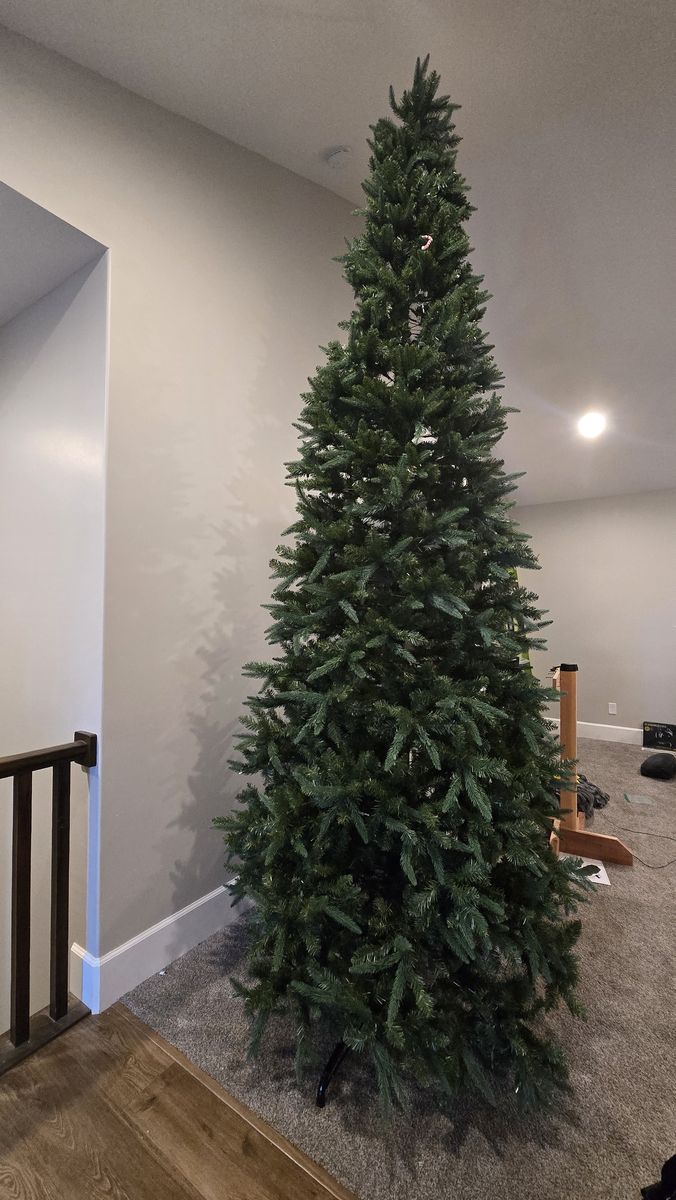 12' Christmas Tree