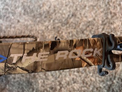 Bowrech Diamond The Rock Compound Bow