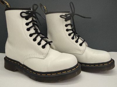 1460 Doc Martens White Airwair Boots Size 5 Womens