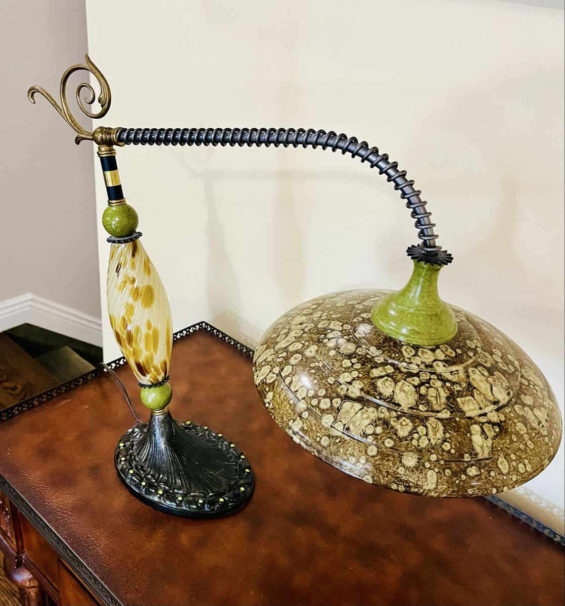 Main image 2