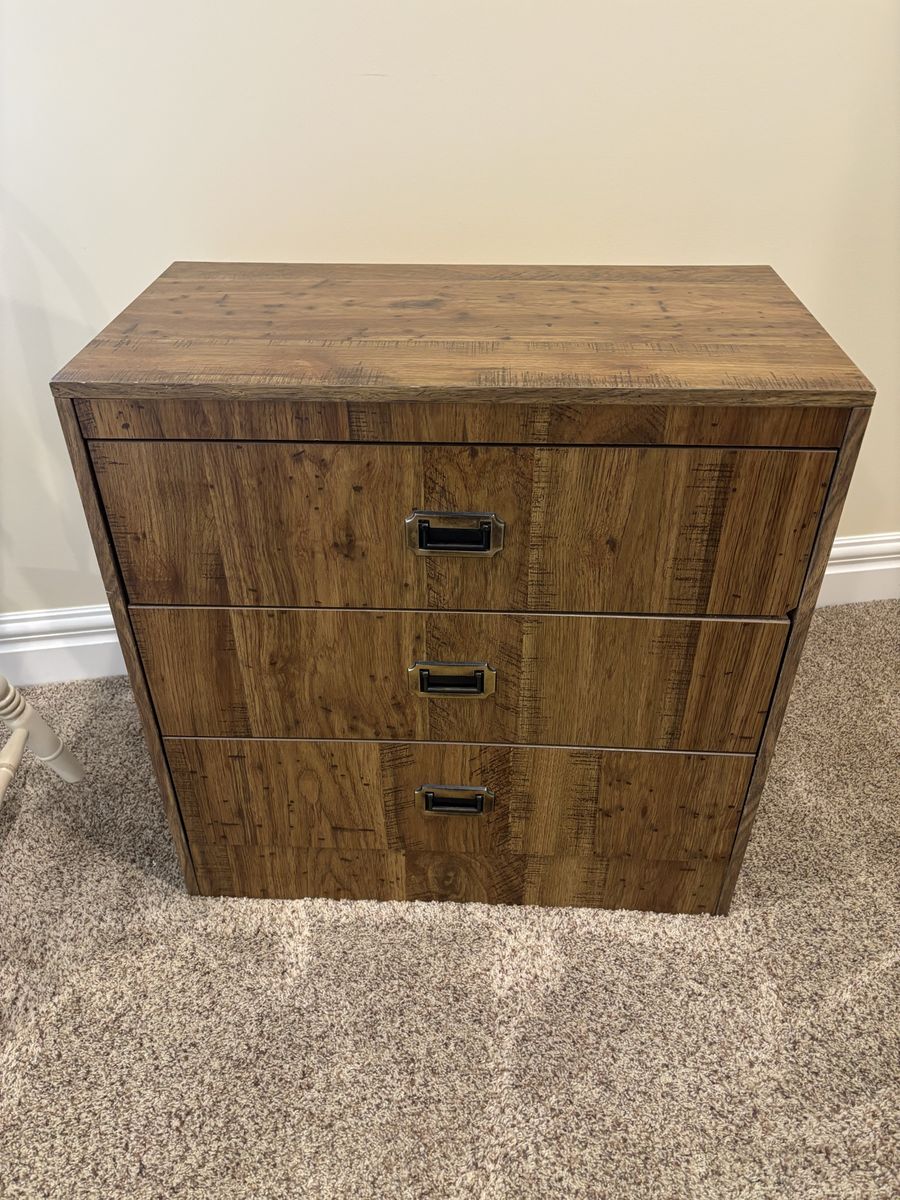 3-Drawer Dresser- Compact Storage Solution